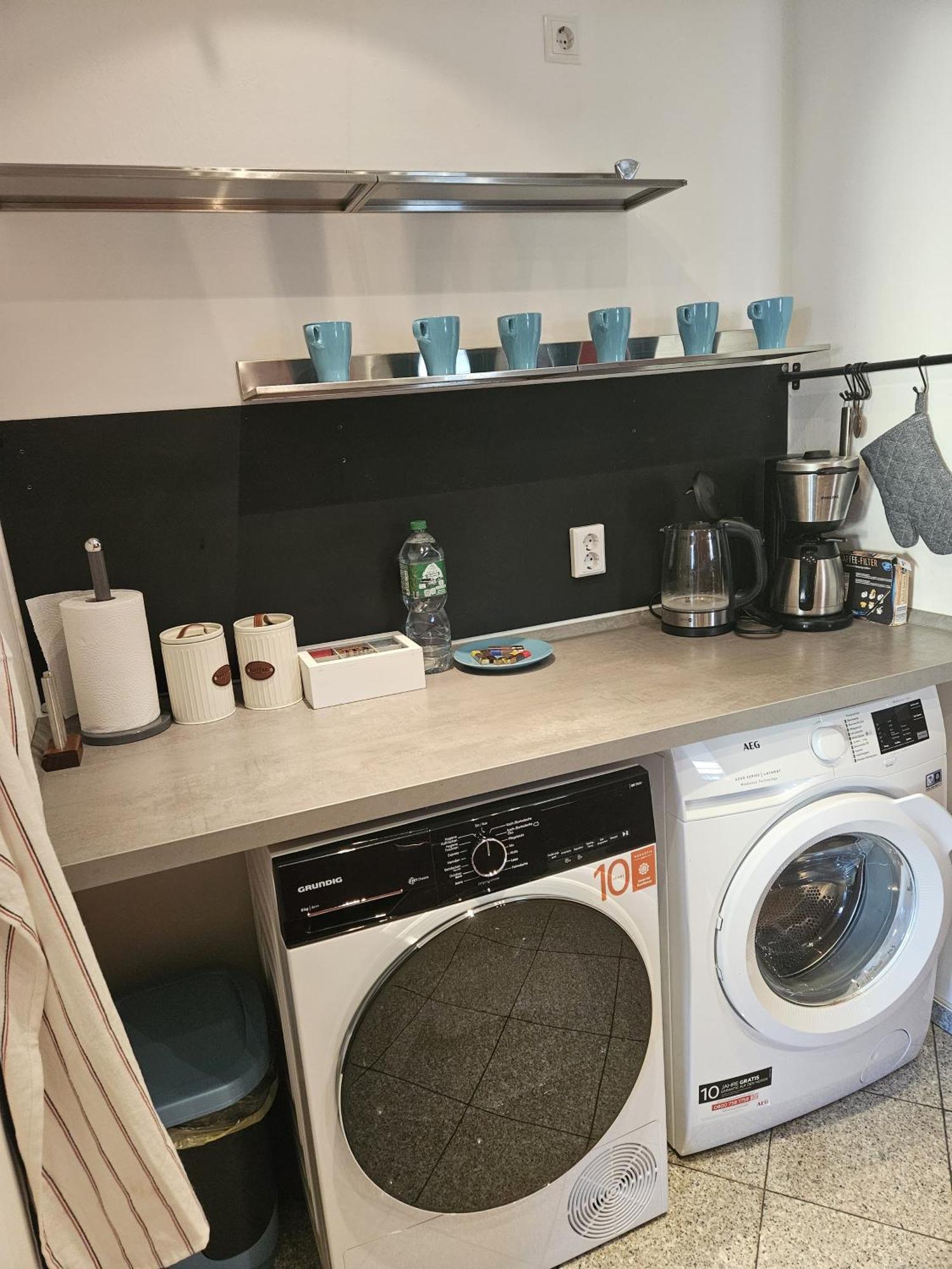 80 M2 Moderne Und Zentrale Wohnung In Hannover Mit Eigenem Parkplatz エクステリア 写真