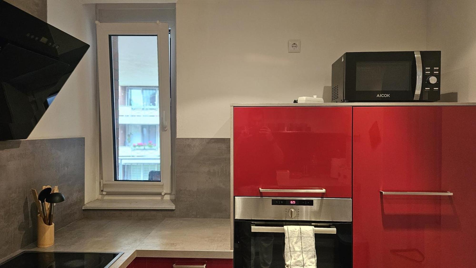 80 M2 Moderne Und Zentrale Wohnung In Hannover Mit Eigenem Parkplatz エクステリア 写真