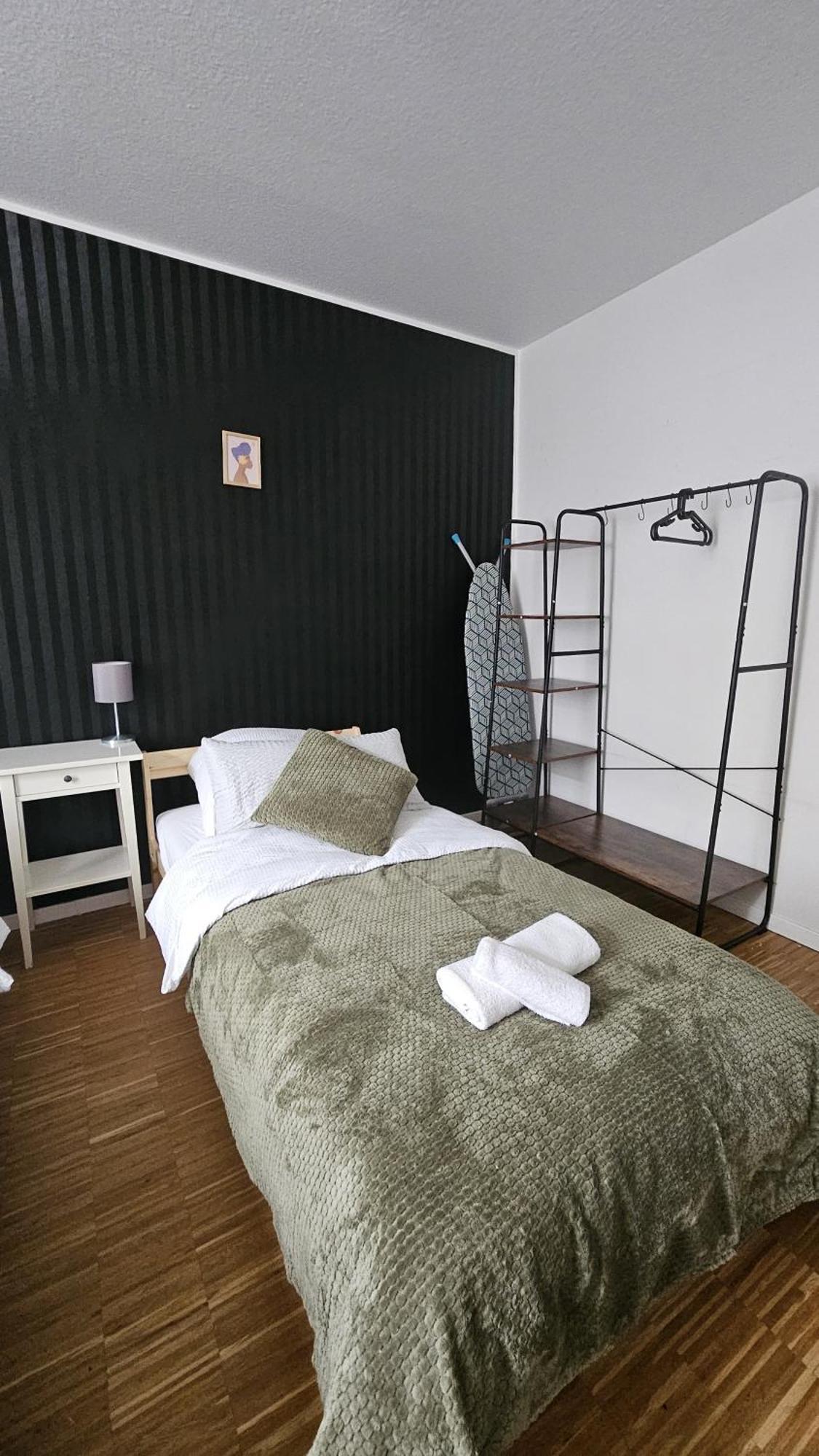 80 M2 Moderne Und Zentrale Wohnung In Hannover Mit Eigenem Parkplatz エクステリア 写真