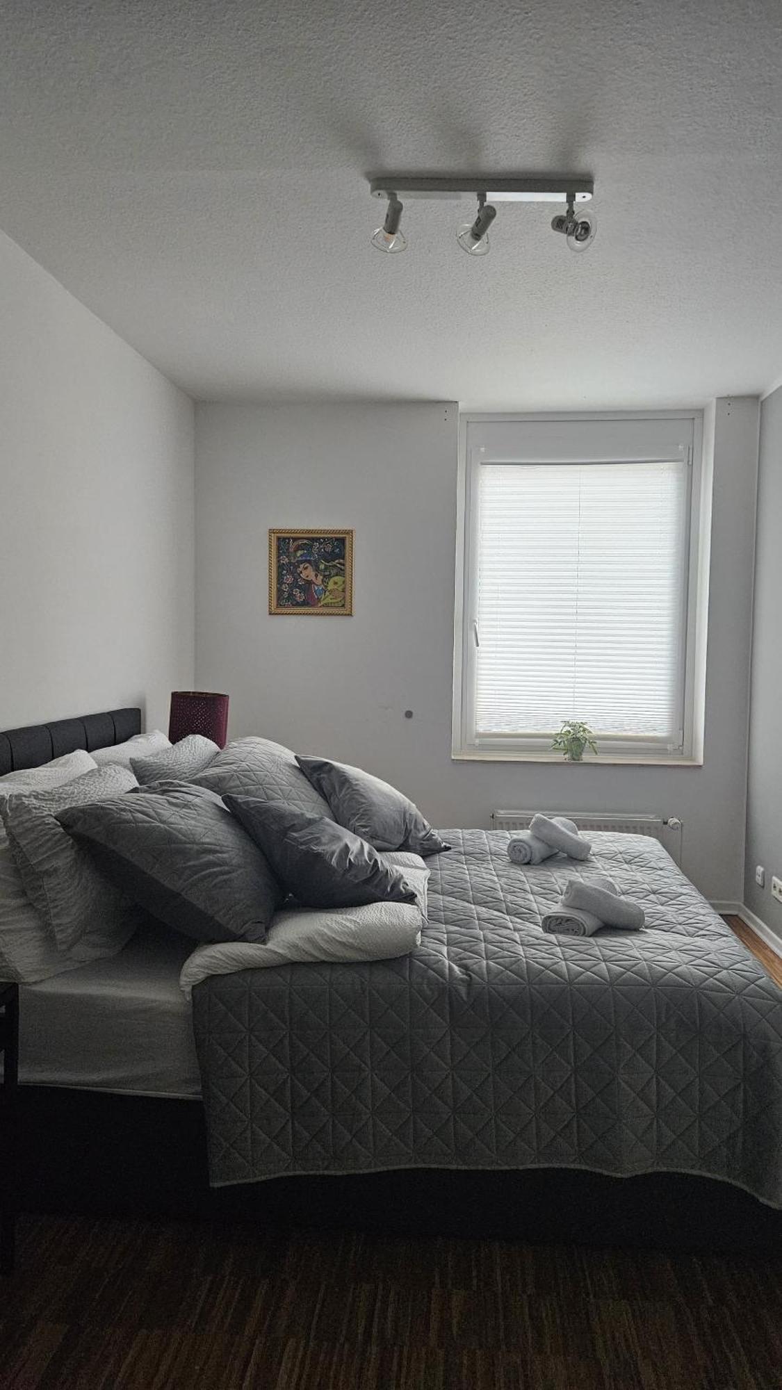 80 M2 Moderne Und Zentrale Wohnung In Hannover Mit Eigenem Parkplatz エクステリア 写真